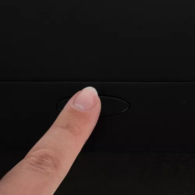 Вбудована розетка Izoxis 2 гнізда + 2 USB Black (5904463314450)