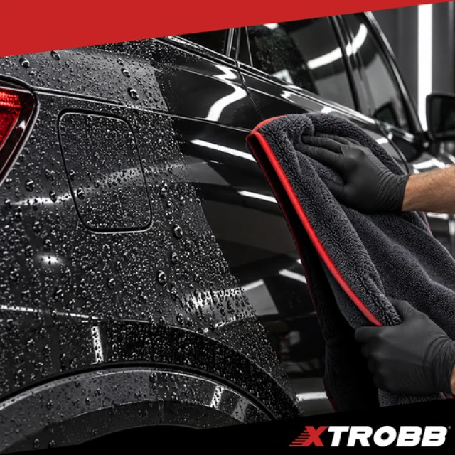 Рушник для сушіння авто Xtrobb 90x60 см 600 г/м² (5904665714799)