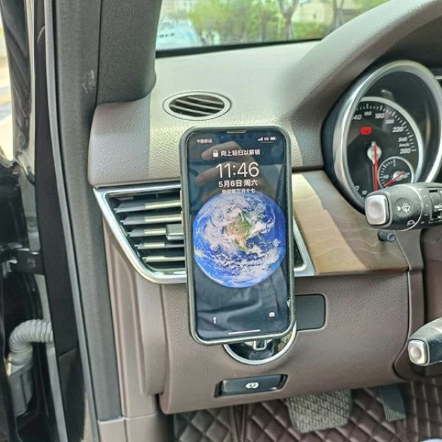 Автотримач Beline BLNCH01 3 in 1 Air Vent/Dashboard/Windscreen Black (5905359815303)