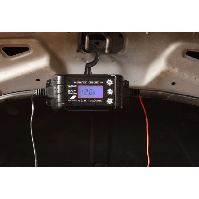 Зарядное устройство электронное с дисплеем Yato 6-12V 1/4A (5906083029967)