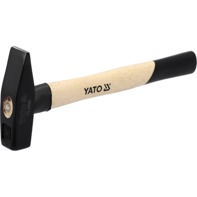 Молоток слесарный Yato 600 г (5906083944963)