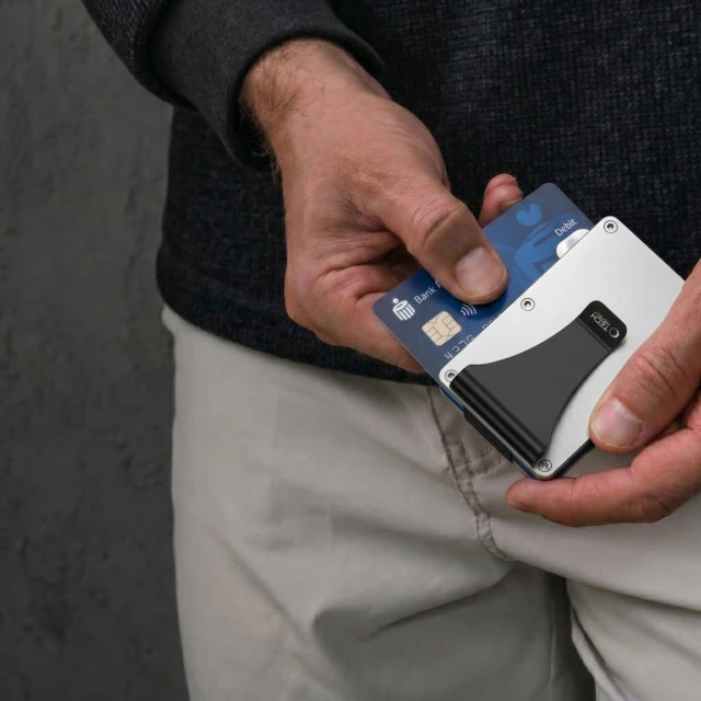 Гаманець Tech-Protect Thorn RFID Card Wallet Silver (5906302323821)