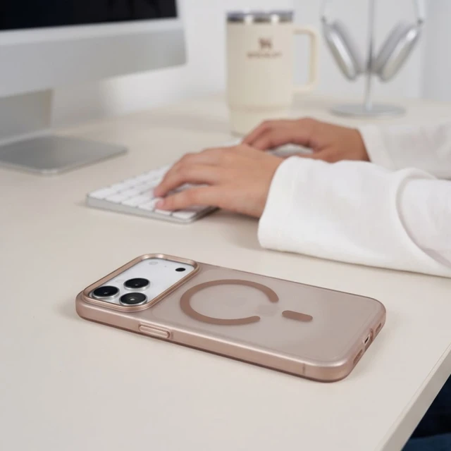 Чехол Tech-Protect MagZero для iPhone 18 Pro Max | 17 Pro Max Gold (5906302324927)