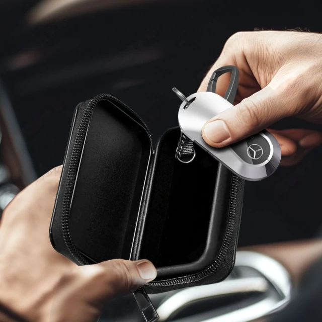Чехол-блокировка RFID сигналов Tech-Protect KLR300 Black (5906302330980)