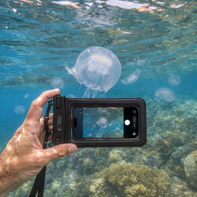 Чохол Tech-Protect UWC7 Universal Waterproof Floating 6.9 дюйма чорний (5906302340026)