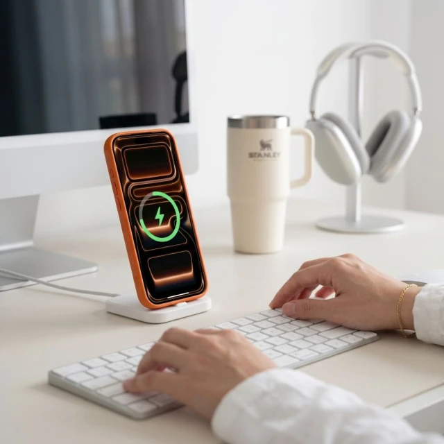 Чохол Tech-Protect Magmat CC для iPhone 18 Pro | 17 Pro Orange (5906302341702)