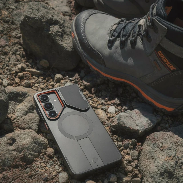 Чохол Tech-Protect Kevlar Aura для Samsung Galaxy S26 Black/Orange with MagSafe (5906302352401)