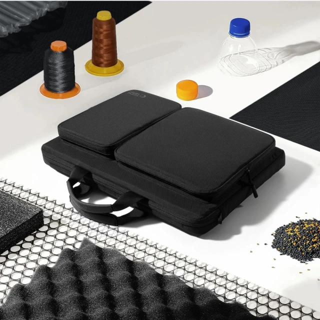 Чохол-сумка Tech-Protect Defender Bag 17