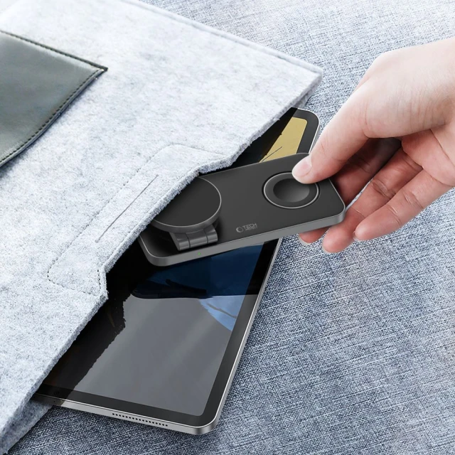 Бездротовий зарядний пристрій Tech-Protect A47 3-in-1 Black with MagSafe (5906302362523)