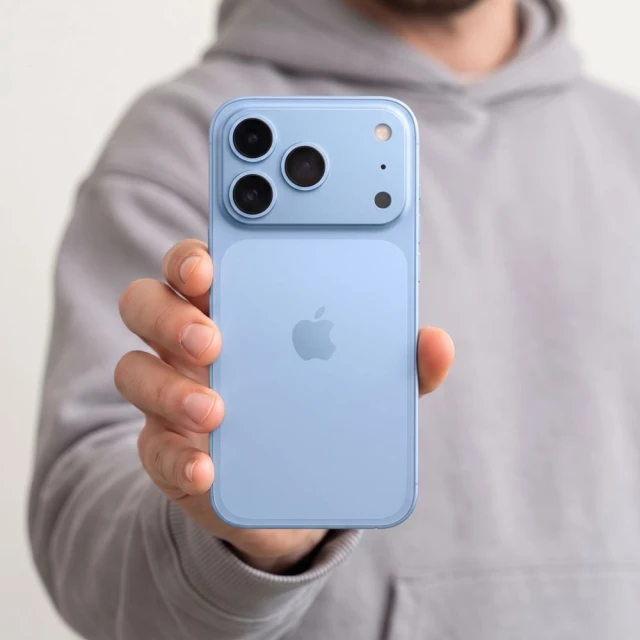 Захисне скло для камери Tech-Protect CamFull Fit+ для iPhone 18 Pro Light Blue (5906302399529)