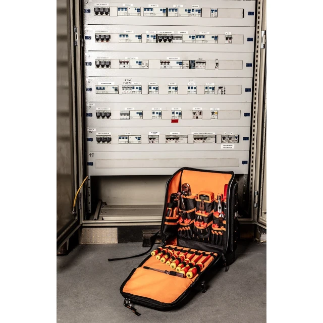 Рюкзак электрика Neo Tools 31 элемент (01-313)
