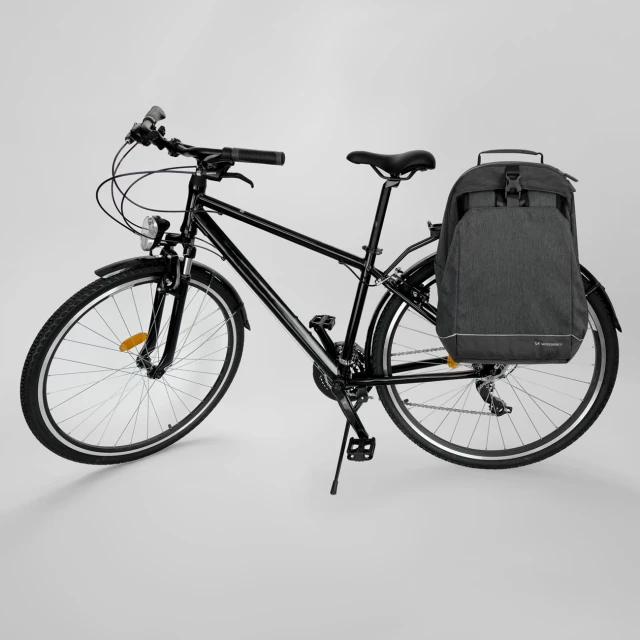 Рюкзак для велосипеда на багажник Wozinsky 2-in-1 30L Black (WBB33BK)
