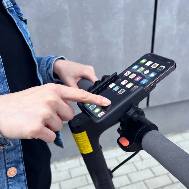 Тримач на кермо для смартфона Wozinsky Metal Phone Holder 4.7