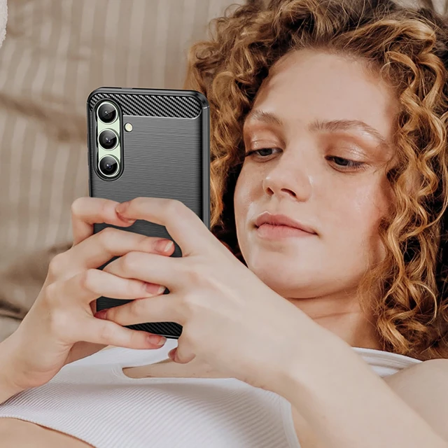Чехол Hurtel Carbon Case для Samsung Galaxy S24 FE Black (5907769368714)