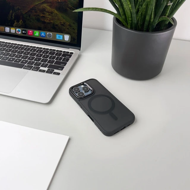Чехол Hurtel Fashion Case для iPhone 17 Pro Max Black with MagSafe (5907769380525)