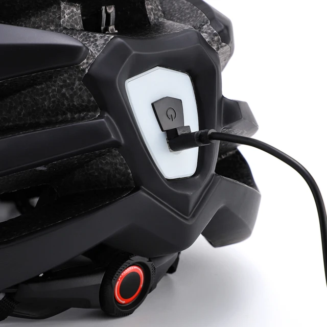 Велосипедний шолом Wozinsky MTB з задньою USB-лампою L Black-White (5907769380891)