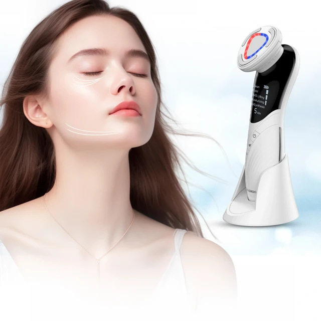 Массажер для лица MAXGROOM D849 9в1 с функциями ухода White