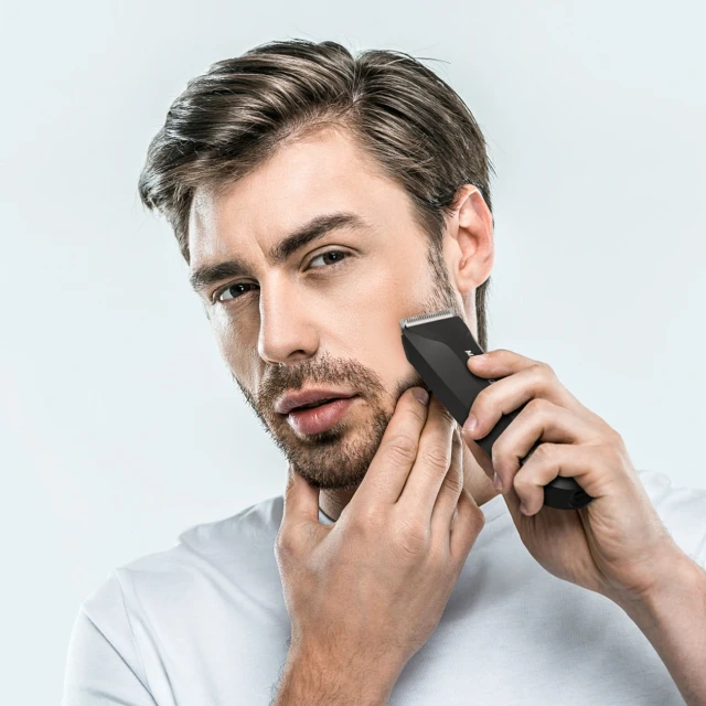 Триммер MAXGROOM RFCD-9087 многофункциональный с LED лампой Black (5907769388842)
