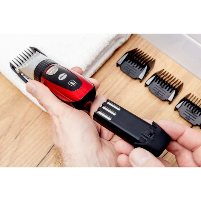 Машинка для стрижки Eldom MG10U Croper 4 насадки (5908277388911)