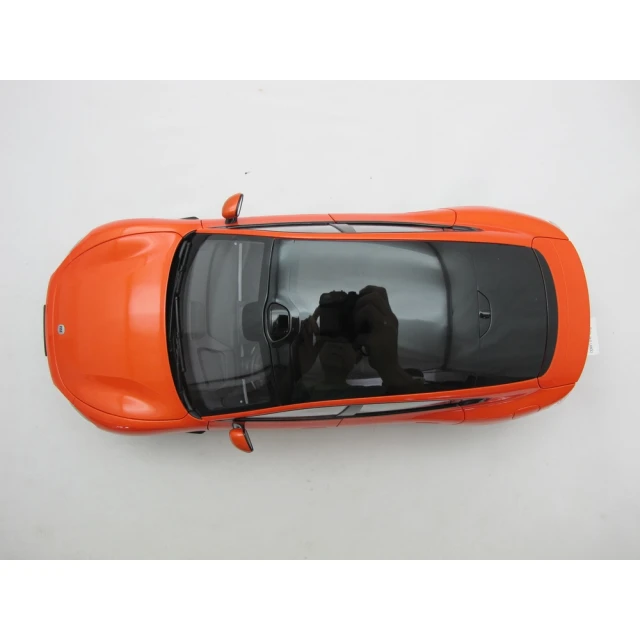 Модель автомобіля Xiaomi SU7 1:18 Lava Orange (6932554465643)
