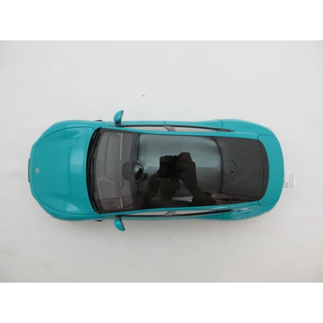 Модель автомобіля Xiaomi SU7 1:18 Aqua Blue (6932554465650)