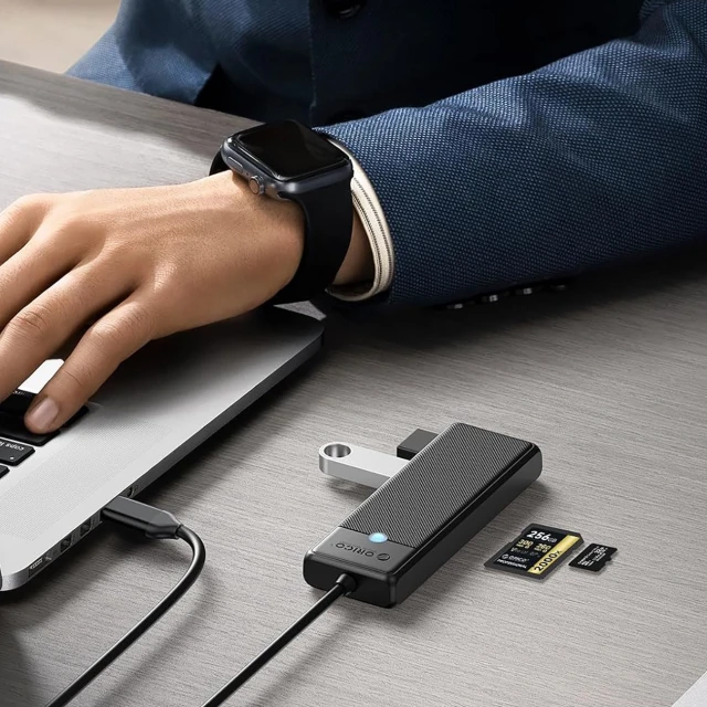 Hub USB Orico PAPW3AT-U3 4-port 3xUSB-A 3.0 з картрідером microSD/SD Black