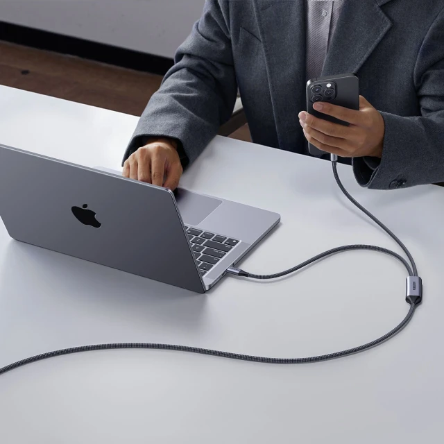 Кабель Ugreen 2в1 USB-C - 2xUSB-C PD 140W 2m Black (75733)