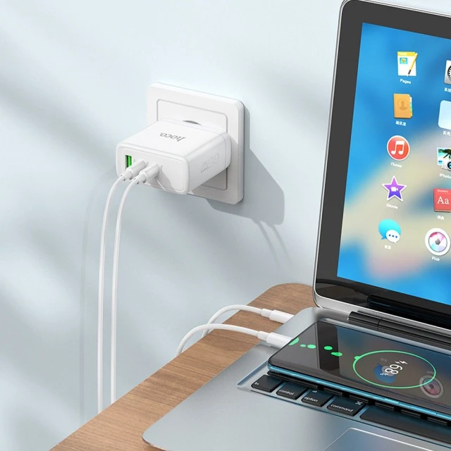 Мережевий зарядний пристрій Hoco N30 2 x USB C + USB A GaN QC PD 65W White (6942007621069)