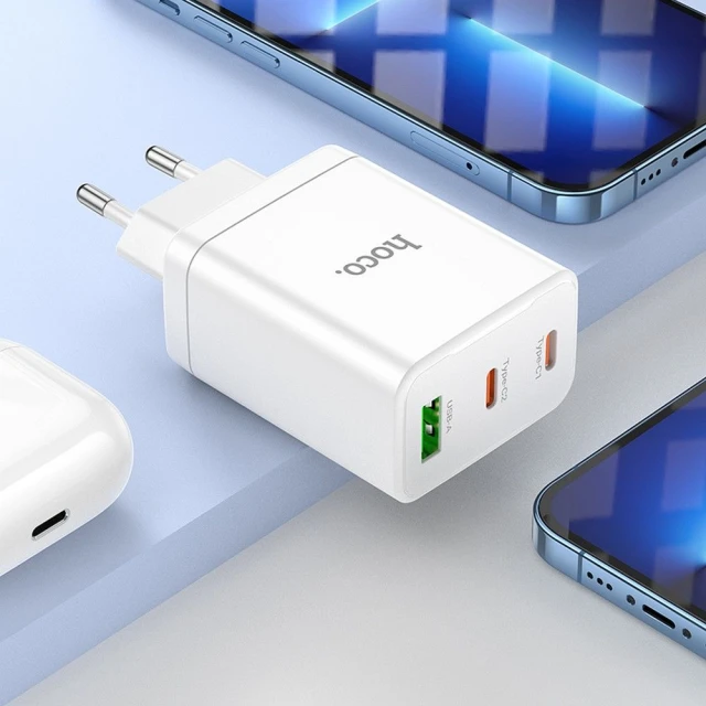 Мережевий зарядний пристрій Hoco N33 2 x USB C + USB A QC3.0 PD 3A 35W + кабель USB C to Lightning White (6942007621083)