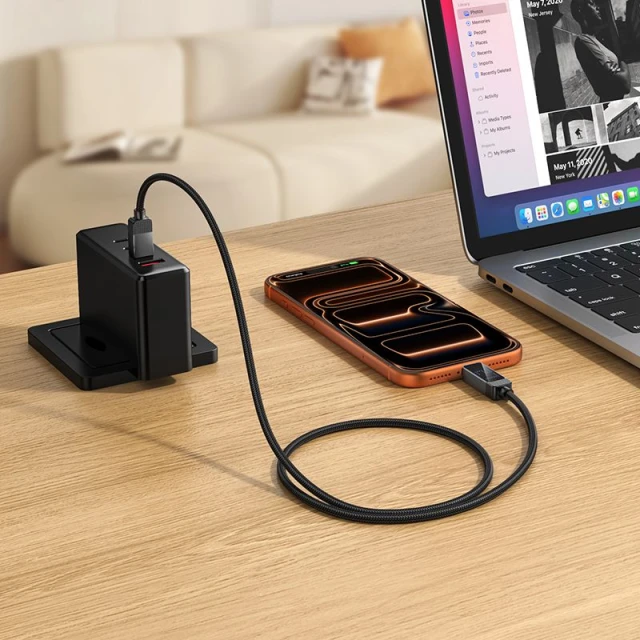 Кабель HOCO U154 Dot Matrix USB C to USB C 3A 60W з дисплеєм 1 м Black (6942007681797)