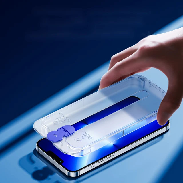 Защитное стекло Joyroom Knight для iPhone 14 Plus with Mounting Kit Transparent (JR-H11)