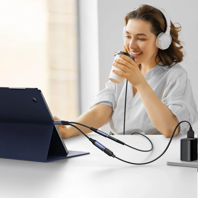 Адаптер Joyroom DAC USB-C to USB-C/Mini Jack 3.5 mm Black (SY-C02)