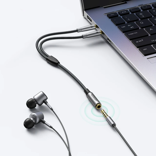 Кабель Ugreen AUX Splitter Cable 3.5mm Mini Jack to 2x 3.5mm Mini Jack Silver (6957303852550)