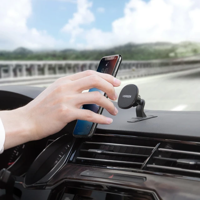 Автотримач Ugreen Magnetic Car Phone Holder Adhesive for Dashboard Black (UGR1183BLK)