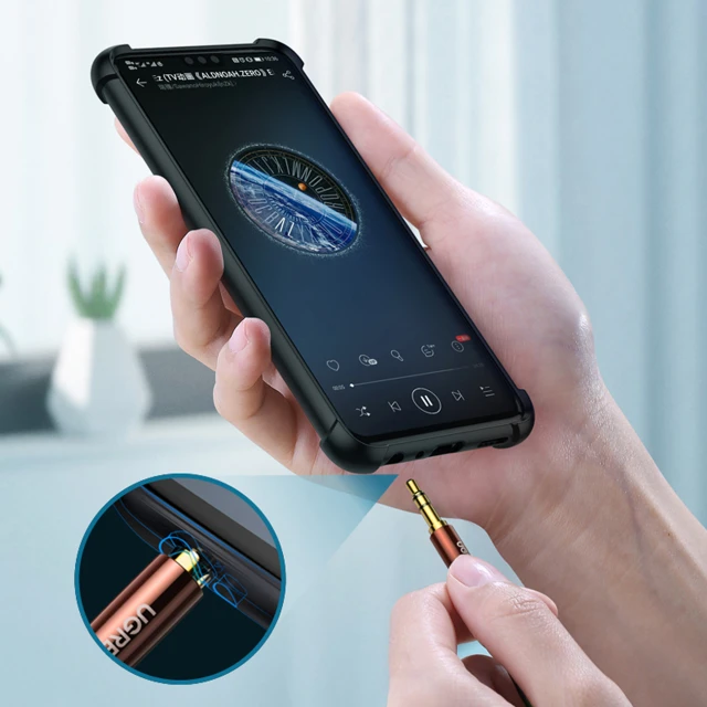 Кабель Ugreen Mini Jack 3.5mm to 2x RCA 2m Copper (6957303888474)