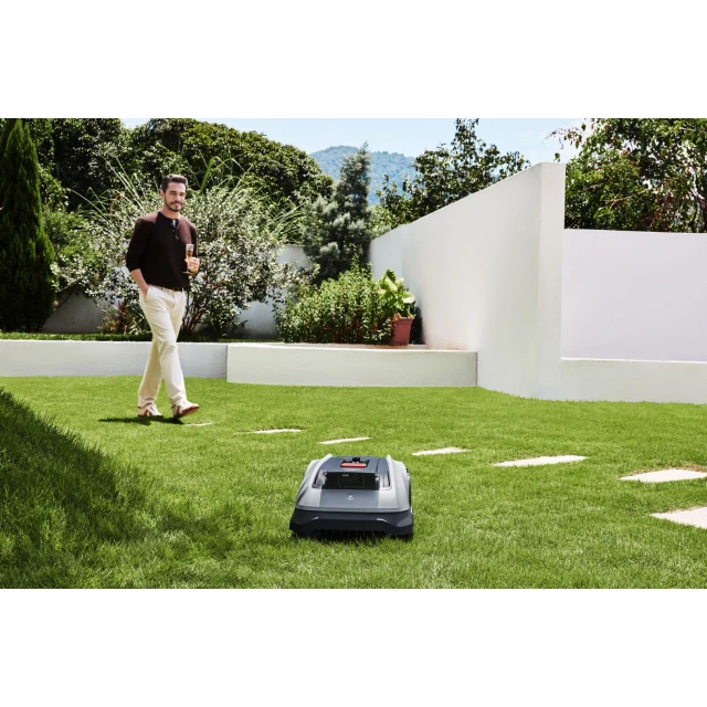 Робот-газонокосарка Ecovacs Goat 0600 RTK (6970135038039)