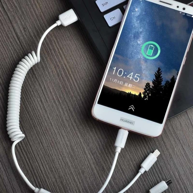 Автомобільний зарядний пристрій Dudao 2x USB 2.4A з кабелем 3in1 Lightning/Type-C/Micro USB White (6970379614556)