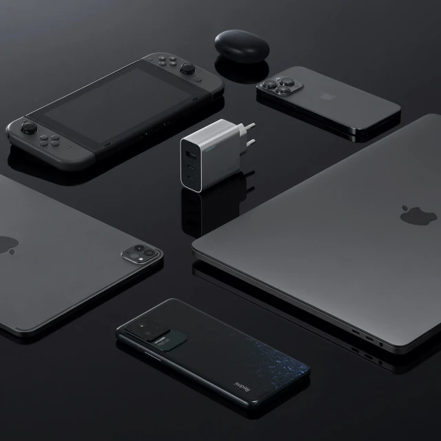 Мережевий зарядний пристрій Cuktech 65W GaN 2xUSB-C 1xUSB-A Grey (6973886190278)