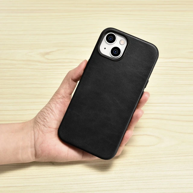 Чохол iCarer Oil Wax Premium Leather Case для iPhone 14 Plus Black with MagSafe (WMI14220703-BK)