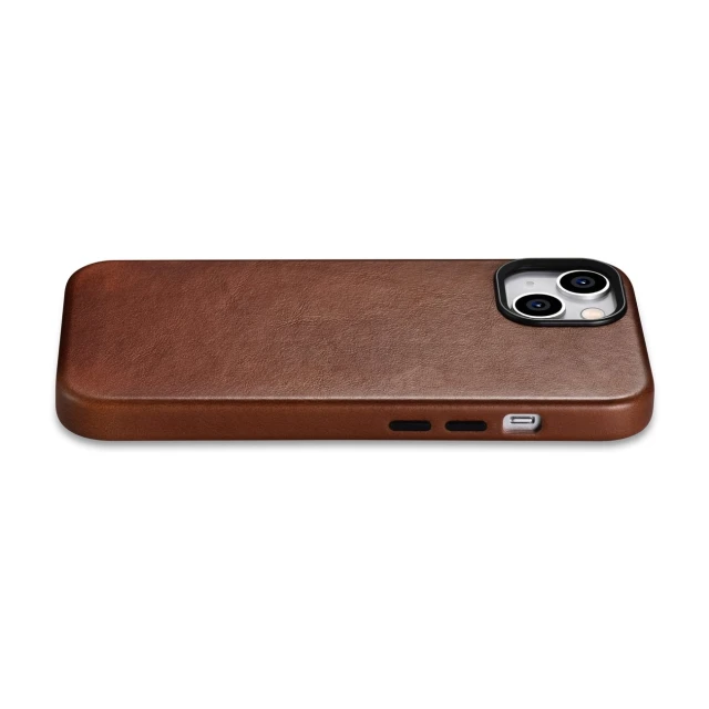 Чохол iCarer Oil Wax Premium Leather Case для iPhone 14 Plus Brown with MagSafe (WMI14220703-RB)