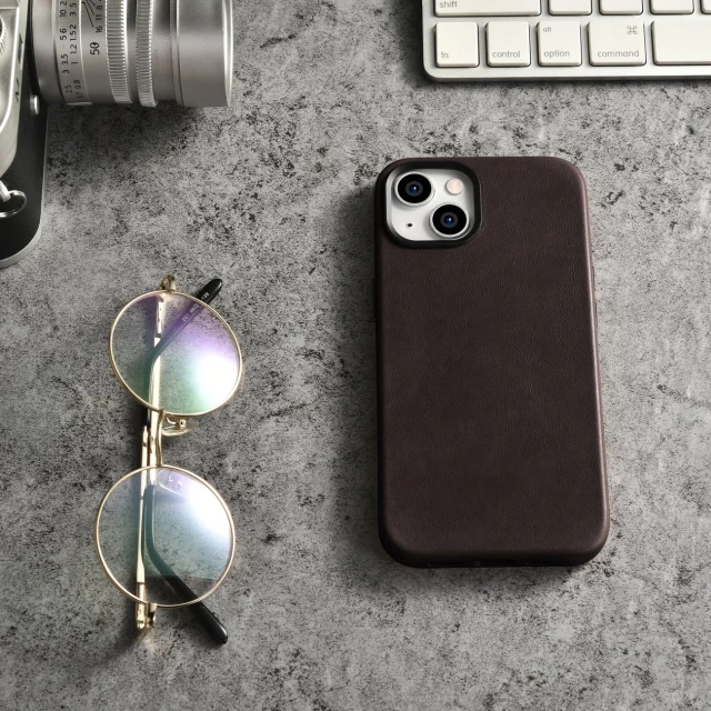 Чохол iCarer Oil Wax Premium Leather Case для iPhone 14 Plus Brown with MagSafe (WMI14220703-BN)
