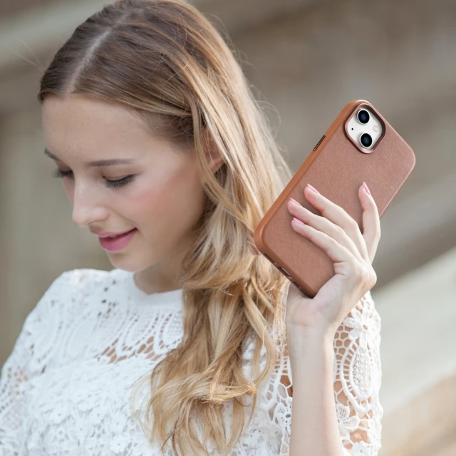 Чехол iCarer Leather Cover Case для iPhone 14 Plus Brown with MagSafe (WMI14220707-BN)