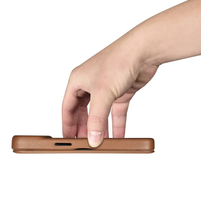 Чохол iCarer CE Premium Leather Folio Case для iPhone 14 Plus Brown with MagSafe (WMI14220715-BN)