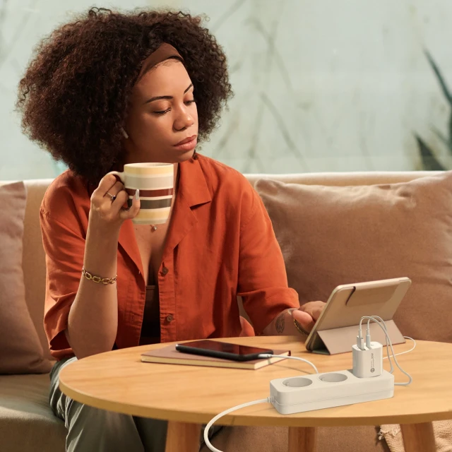 Мережевий зарядний пристрій Hurtel A6MaxL 20W USB-A USB-C з кабелем USB-C - USB-C 1m White (6977196680184)