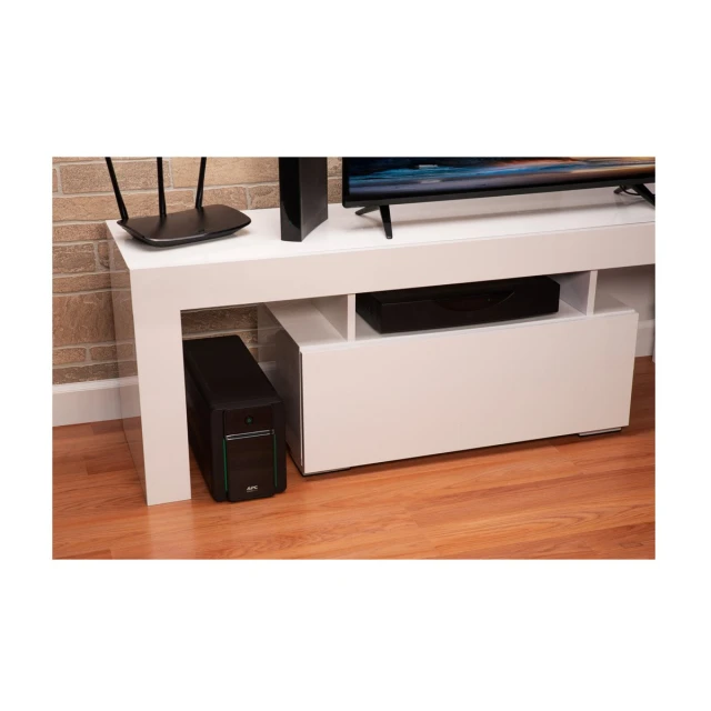 Источник бесперебойного питания Schneider Electric APC Easy UPS BVX1200LI-GR 1200 ВА 650 Вт (731304404606)