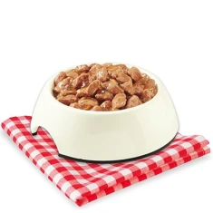 Вологий корм для собак STUZZY Chunks з куркою 100 г (8005852142511)