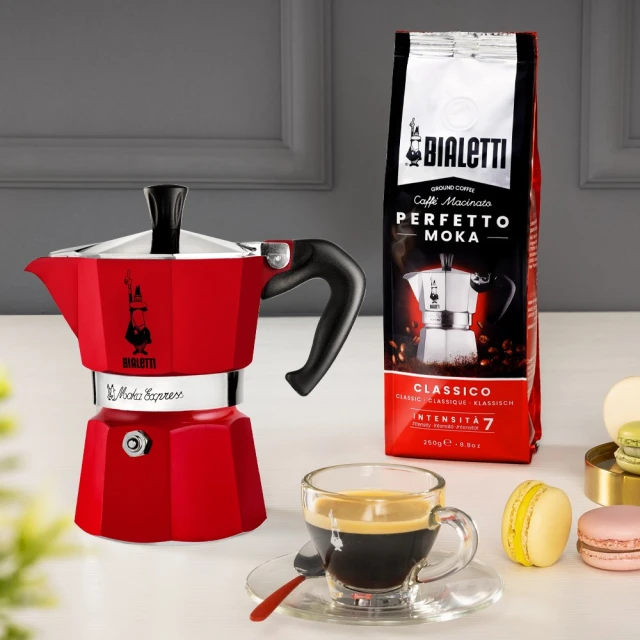 Гейзерна кавоварка Bialetti Moka Express Red (8006363018395)