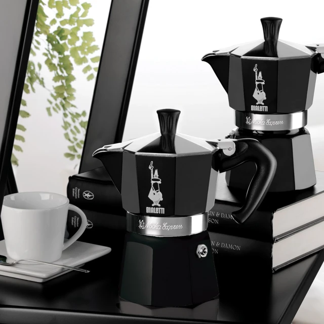 Гейзерна кавоварка Bialetti Moka Express 3 чашки Black (8006363018401)