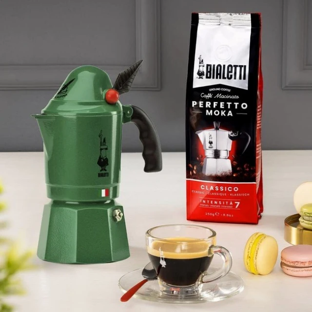 Гейзерна кавоварка Bialetti Moka Express Alpina 3 чашки (8006363027625)