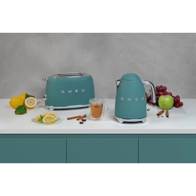 Електрочайник Smeg 50s Style Emerald Green (8017709329617)